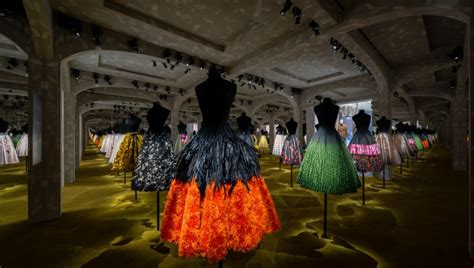 Universo Prada: la moda si racconta a Shanghai 